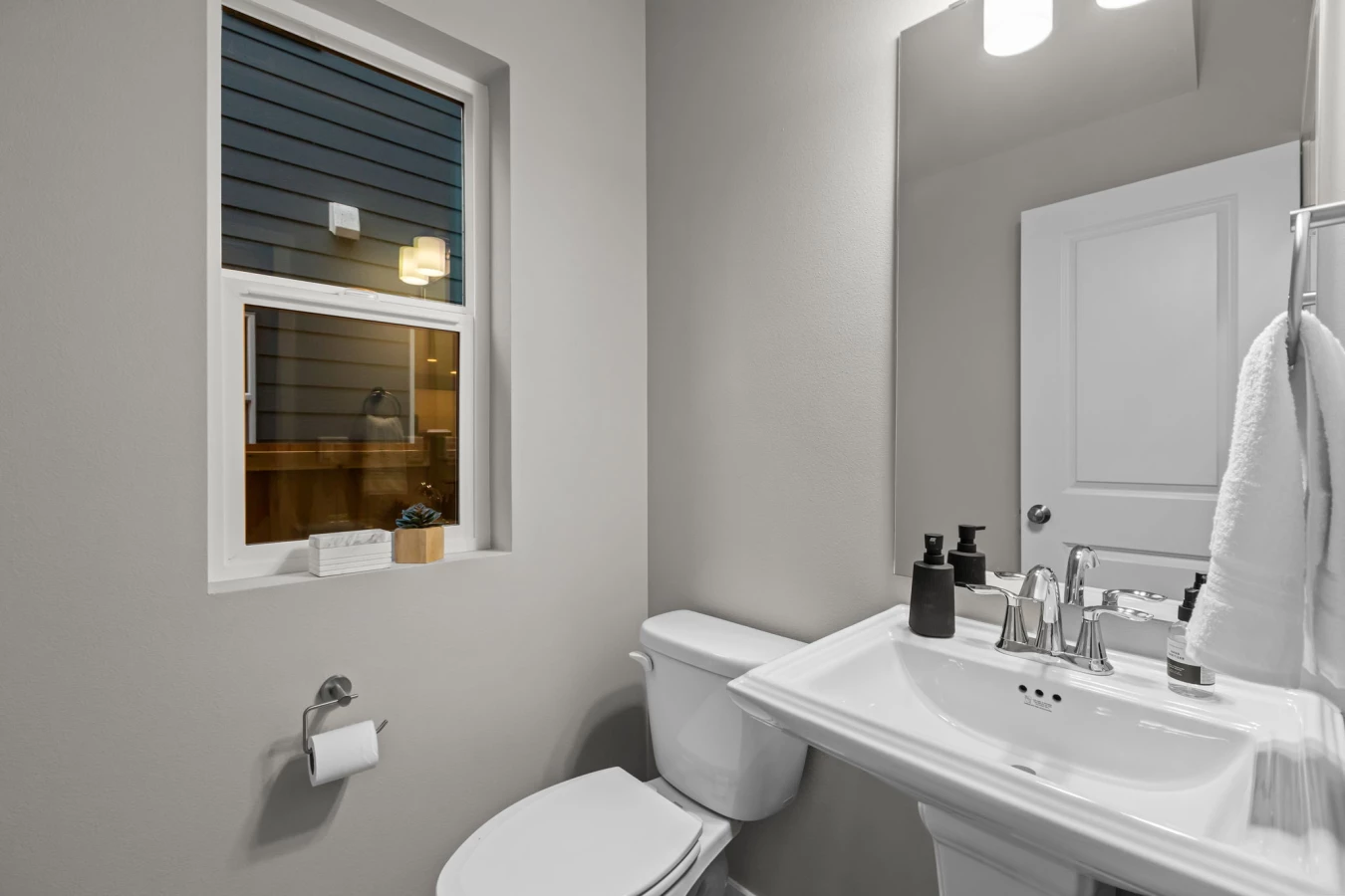 122A North Rd Bothell 98012 012